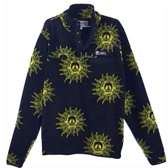 Gnarly Other - Gnarly Men's Black and Yellow Sun Pattern Sweater